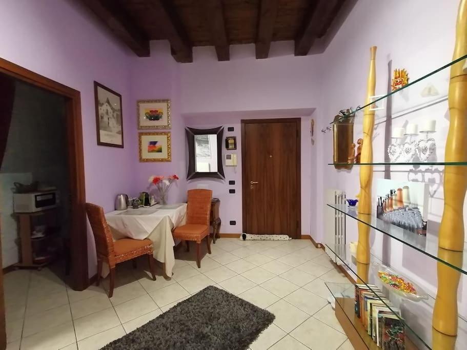Appartamento Monolocale In Piazza Isolo Verona Esterno foto